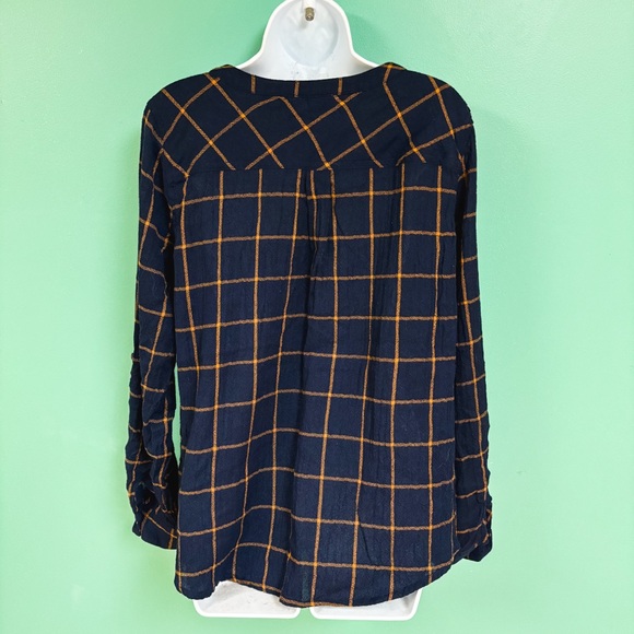 Skies Are Blue Navy Blue & Gold Plaid Erina Henley Top Womens XL - Picture 6 of 8